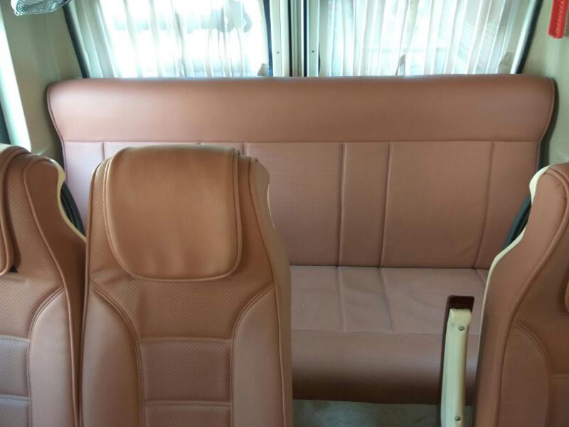 Tempo Traveller 17 Seat PKN